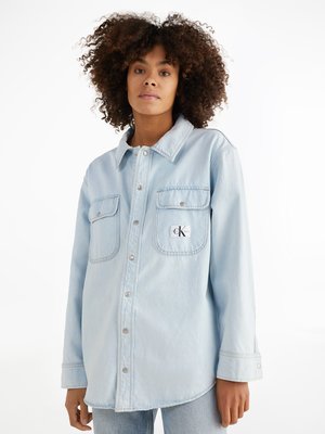 J20J218490-1AA košile l/s