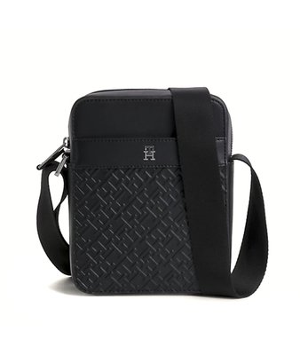 Tommy Hilfiger – Pánská taška crossbody Monogram Small Reporter, Černá barva