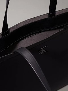 Minimal Monogram Slim kabelka Černá barva Ženy