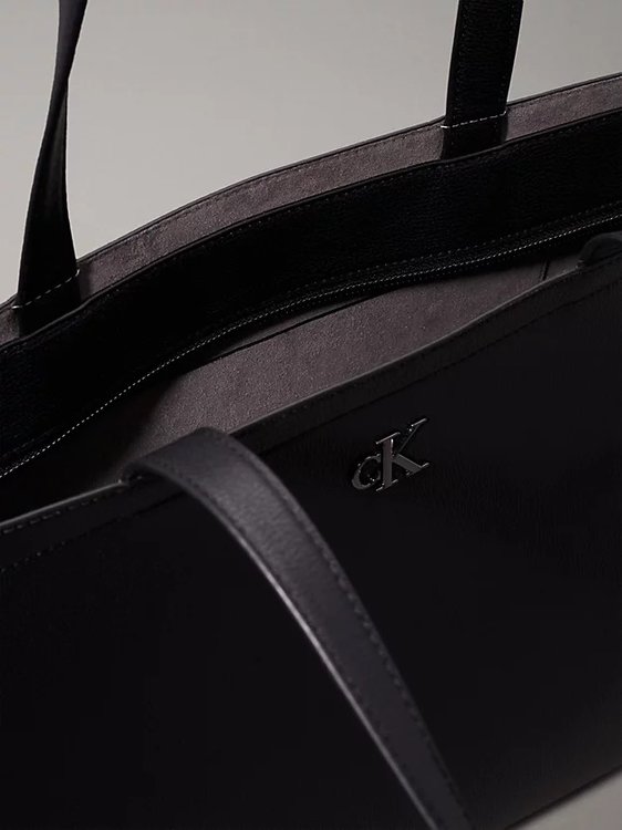 Minimal Monogram Slim kabelka Černá barva Ženy