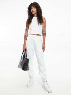 Bílá barva, Vulc Flat tenisky