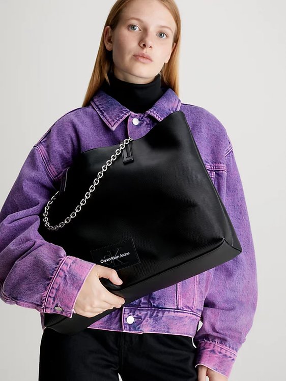 Luxusní Sculpted Slim kabelka, Černá barva, OS