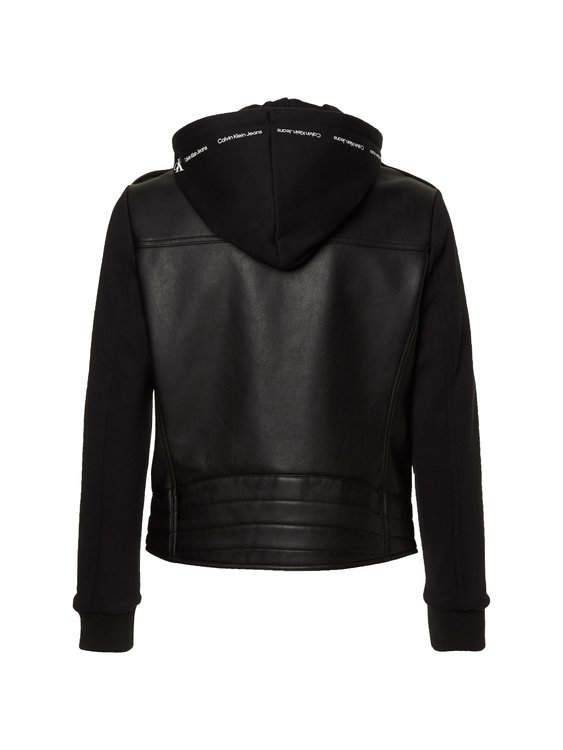 Módní není fotka 3, 2022