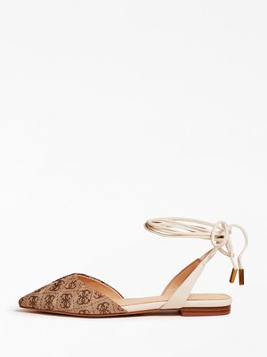 Béžová barva, Carlas sandály 1