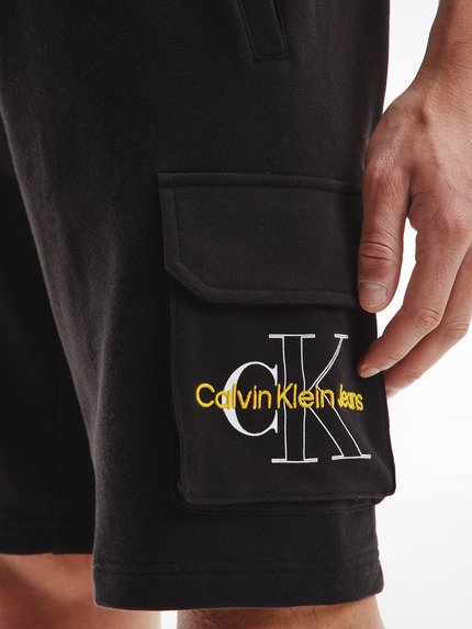 Luxusní J30J320073-BEH šortky, XS, S, M, L, XL