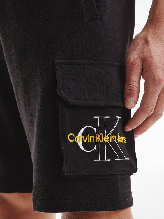 Luxusní J30J320073-BEH šortky, XS, S, M, L, XL