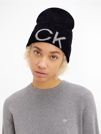 Módní K60K609972-BAX čepice, 2022