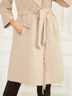 Béžová barva, Micky kabát