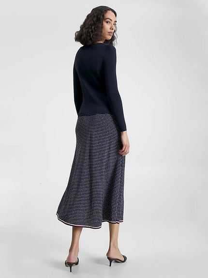 Módní Feminine Rib Scoop svetr, Navy barva, 2023