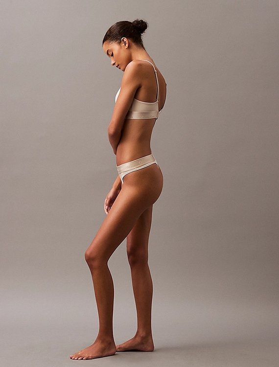 Modern Holiday tanga Béžová, Krémová barva Ženy