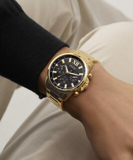 GUESS, Zlatá barva Walker hodinky