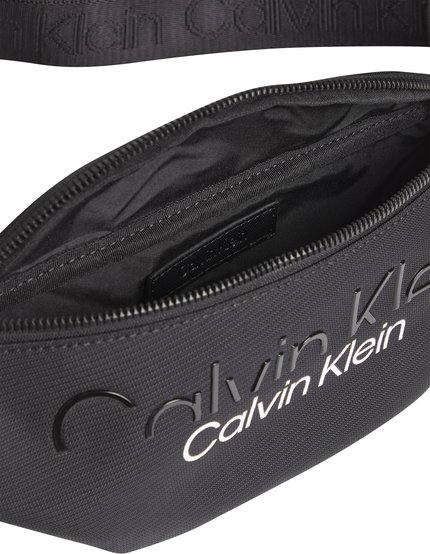 Módní K50K508714-BAX ledvinka, 2022