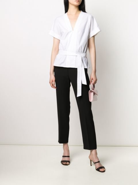 Pinko, Bílá barva Scarmoza halenka