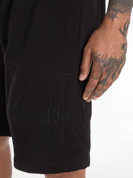 Luxusní J30J325134-BEH šortky, XS, S, M, L, XL