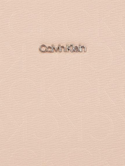 Módní K60K611758-PE1 crossbody, 2024