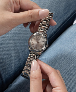 GUESS, Stříbrná barva Mini Luna hodinky