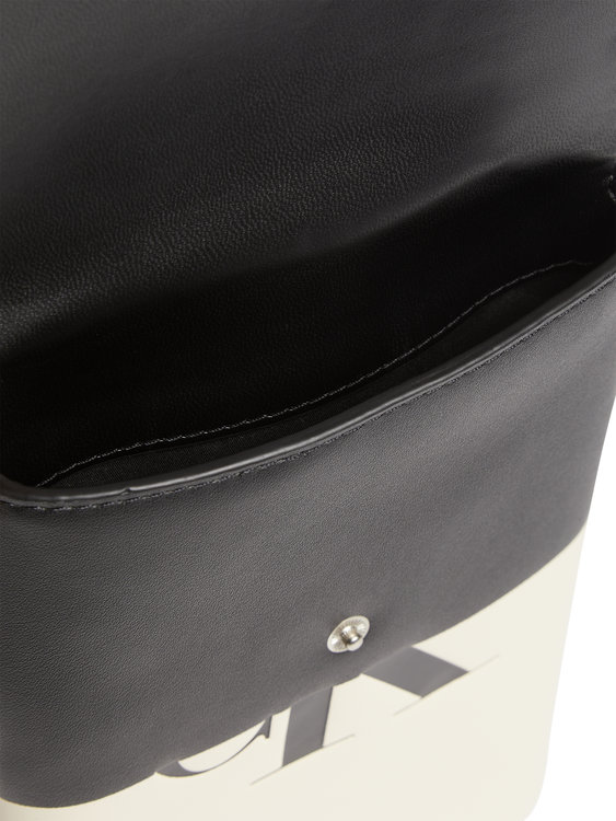 Módní K60K609819-01R mobil.kryt, 2022