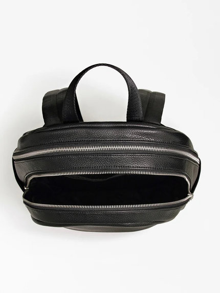 Módní Riviera batoh, Černá barva, 2022