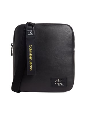 K50K509772-BDS crossbody