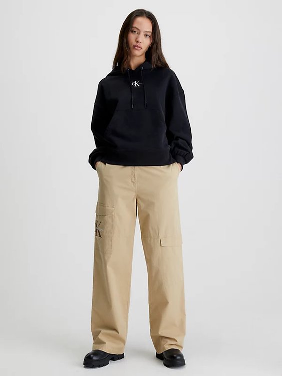 Módní Micro Monologo mikina, Černá barva, 2023