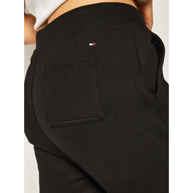 Módní TH Tepláky, Černá barva, 2020