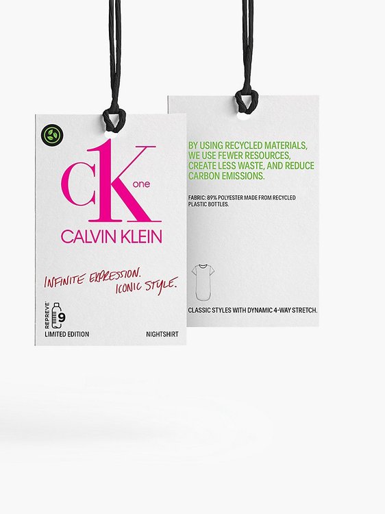 000QS6747E-WIY noční košile