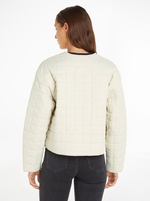 J20J221369-ACF bunda Ženy