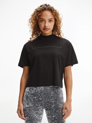 Módní není fotka J20J217712-BEH triko s/s, 2022 1