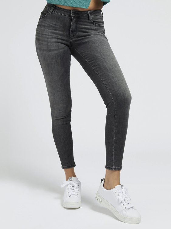Guess – Jeans Ultra Power, Černá barva