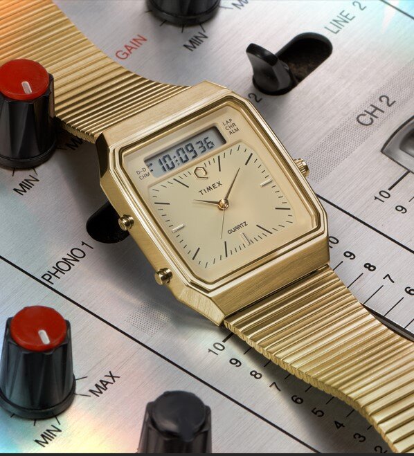 TIMEX, Zlatá barva Reissue hodinky