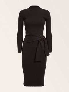 Černá barva, Joy šaty