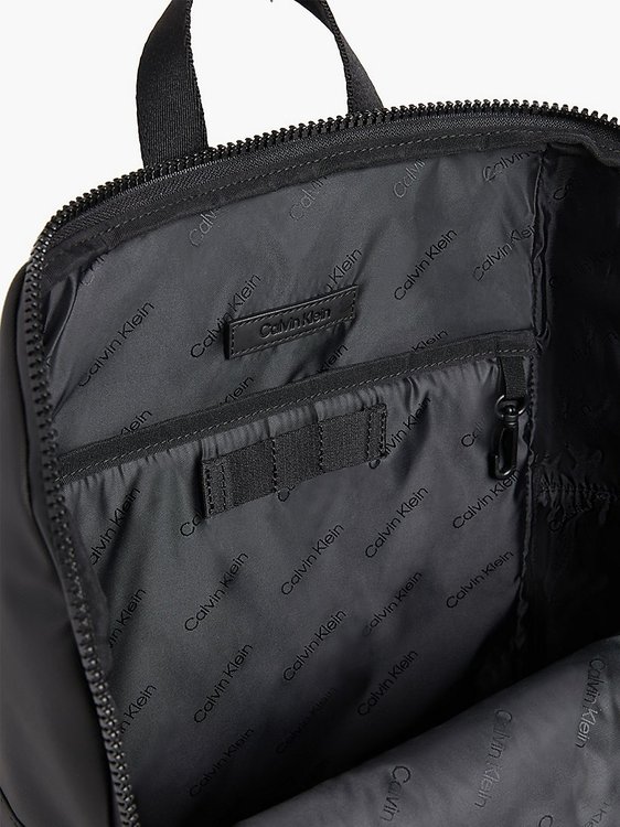 Módní K50K508729-BAX batoh, 2022