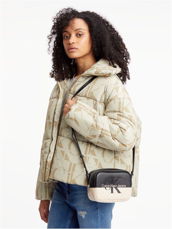 Luxusní K60K609775-01R crossbody, OS