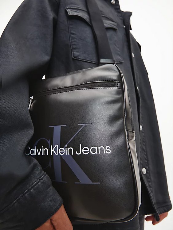 Luxusní Reporter crossbody, Černá barva, OS