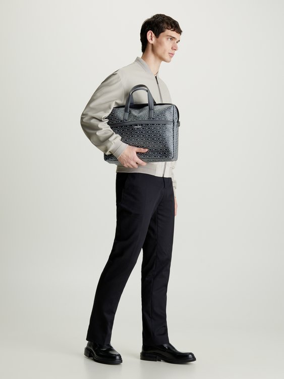 K50K511765-0GJ taška na notebook Muži