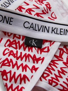 000QF5834E-5V1 brazilky