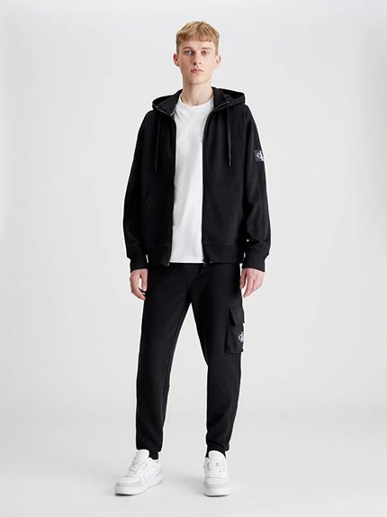 Módní Badge mikina, Černá barva, 2024