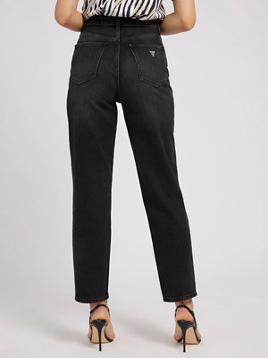 Černá barva, Mom jeans