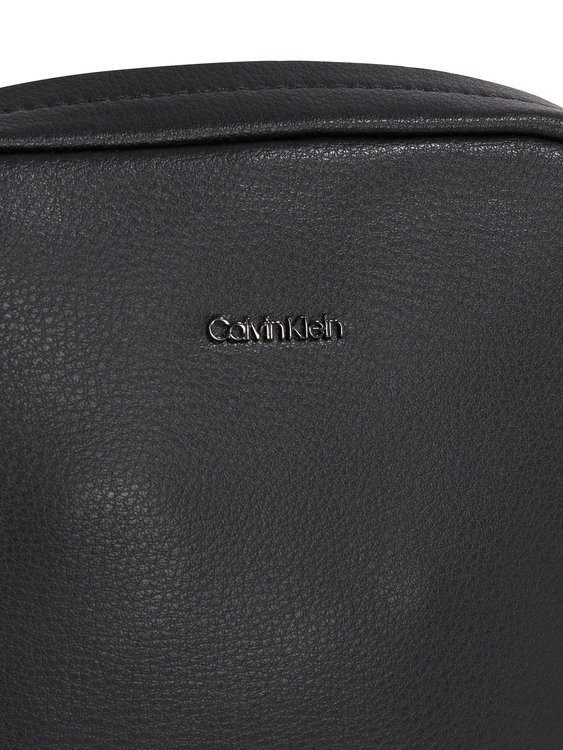 Calvin Klein Jeans – K50K512969-BEH crossbody 1