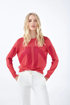 Nenette – Musino svetr, Červená barva