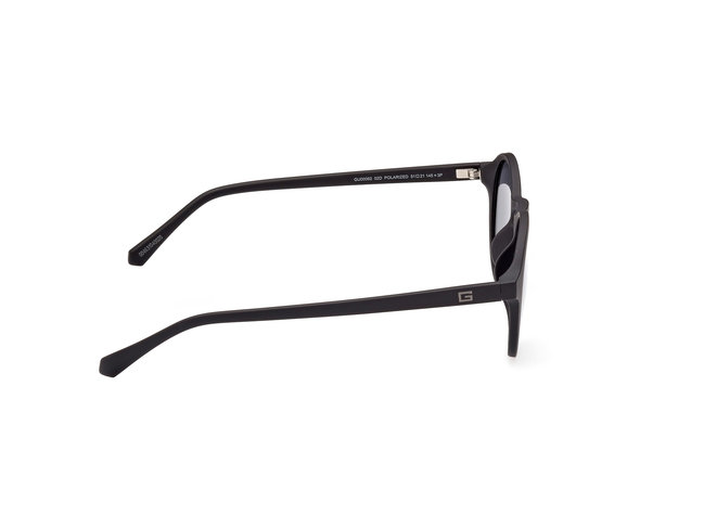 Černá barva, Sluneční brýle