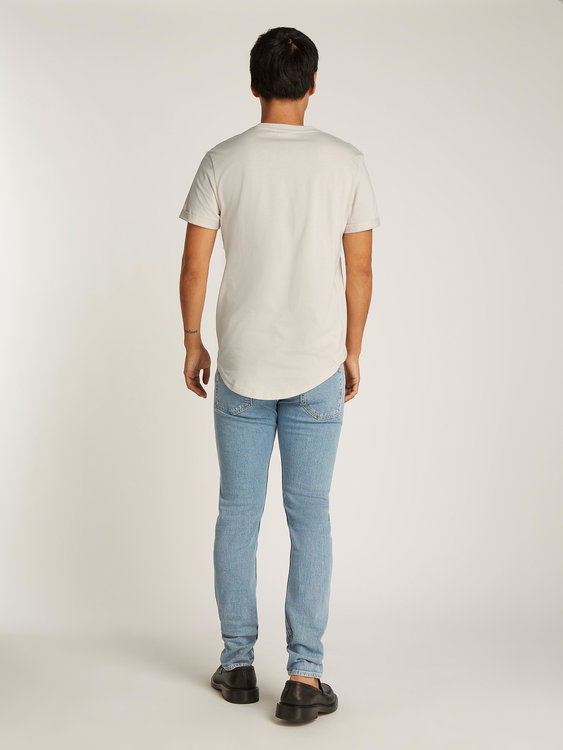 Módní J30J323482-PDH triko s/s, 2025