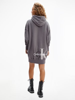 Calvin Klein Jeans – Two one mikinové šaty, Šedá barva 1
