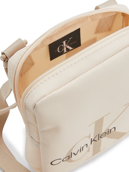 K50K509357-AF6 crossbody Muži