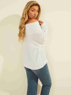 Bílá barva, Asymmetric svetr 1