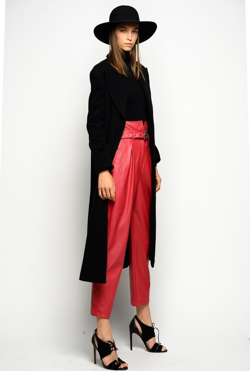 Pinko, Černá barva Martini kabát