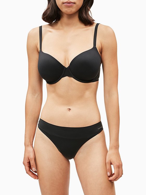 Černá barva, Podprsenka Perfectly Fit