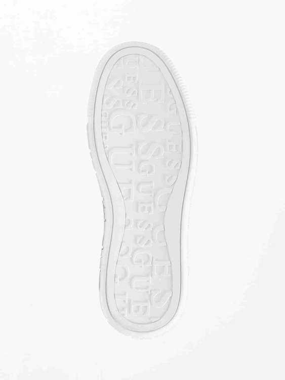 Bílá barva, Intrest tenisky 1