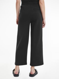 Calvin Klein, Černá barva Micro logo tepláky