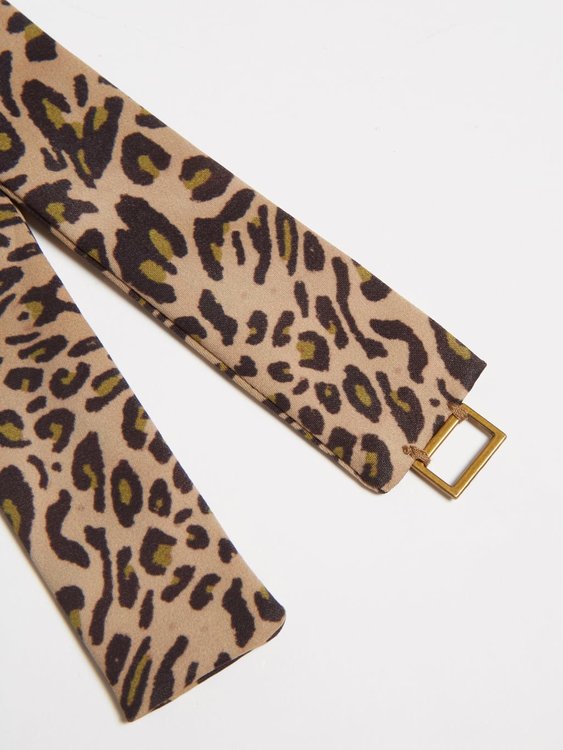 Marciano, Hnědá barva Agnes šaty